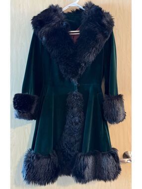 1970s union made green velvet faux fur swing coat princess style 36 length Small